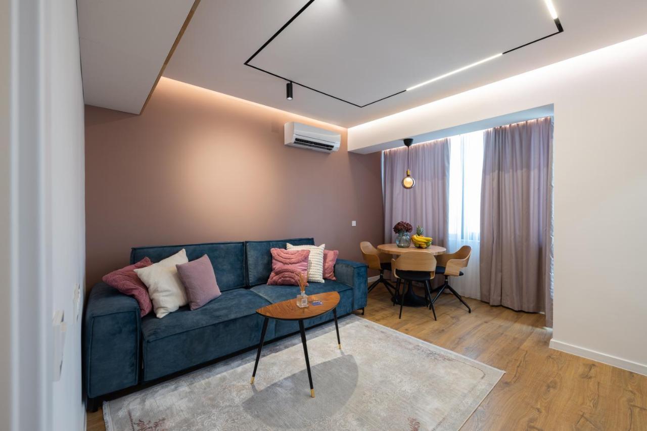 Opal Beachfront Apartment Varna Exteriör bild